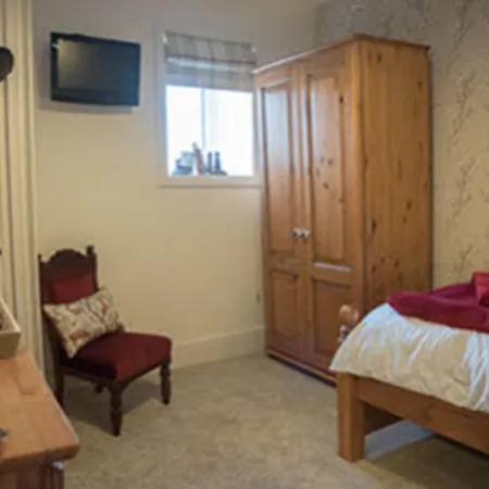 Middle Studfold Farm Otel *