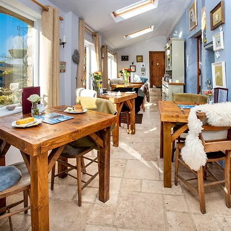 Middle Studfold Farm