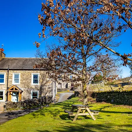 Middle Studfold Farm *