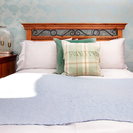 Middle Studfold Farm *